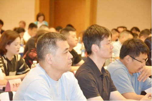 世恒授牌 | 湖北省中小企業(yè)協(xié)會(huì)會(huì)長(zhǎng)辦公會(huì)圓滿落幕 世恒授牌 | 湖北省中小企業(yè)協(xié)會(huì)會(huì)長(zhǎng)辦公會(huì)圓滿落幕